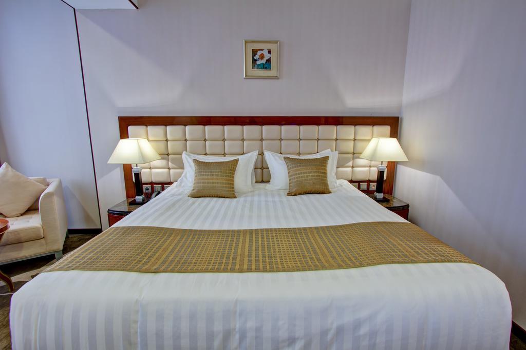Hotel Lulu 比什凯克 外观 照片